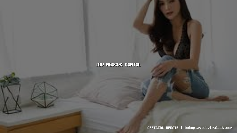 ibu ngocok kontol